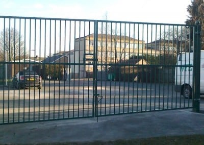 modern gates 02