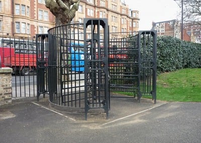 bespoke iron turnstile kensington gardens 03
