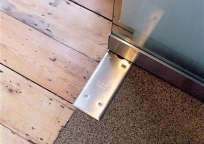 door floor spring