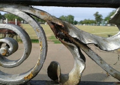 cast iron gate restoration victory sports ground southend 01