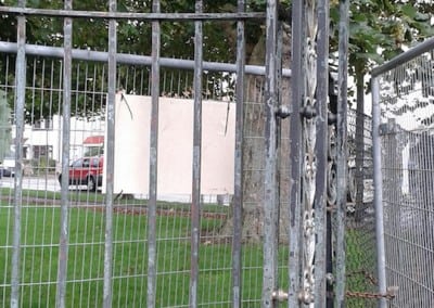 cast iron gate restoration victory sports ground southend 06