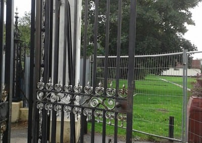 cast iron gate restoration victory sports ground southend 07