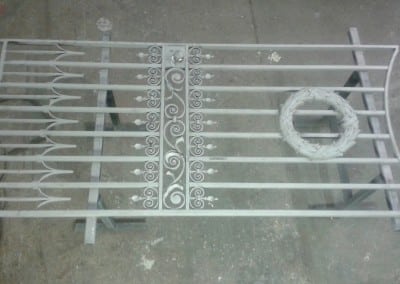 cast iron gate restoration victory sports ground southend 09