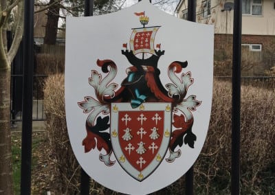 aluminium shield plaques davenant school 02