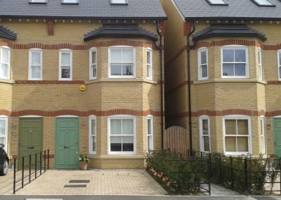 custom made estate fencing carnarvon road london e18 02