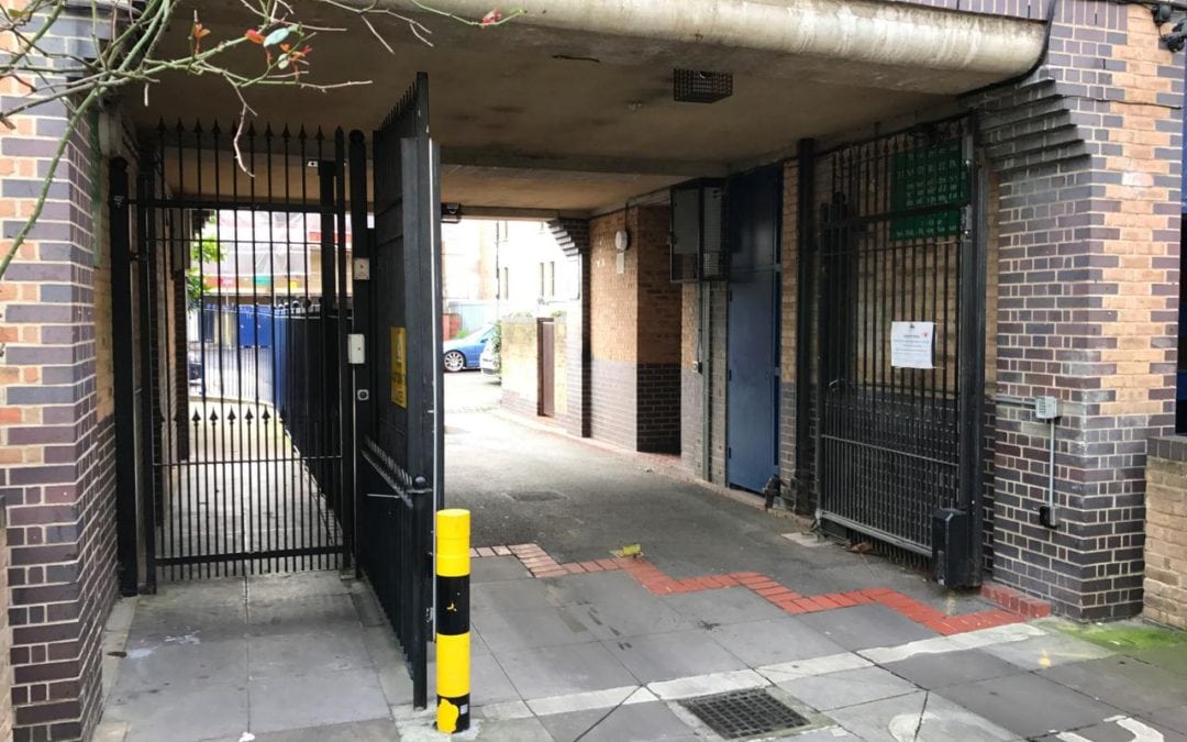 Metal Gate Repairs. Inspection of Automatic Metal Gates London E1