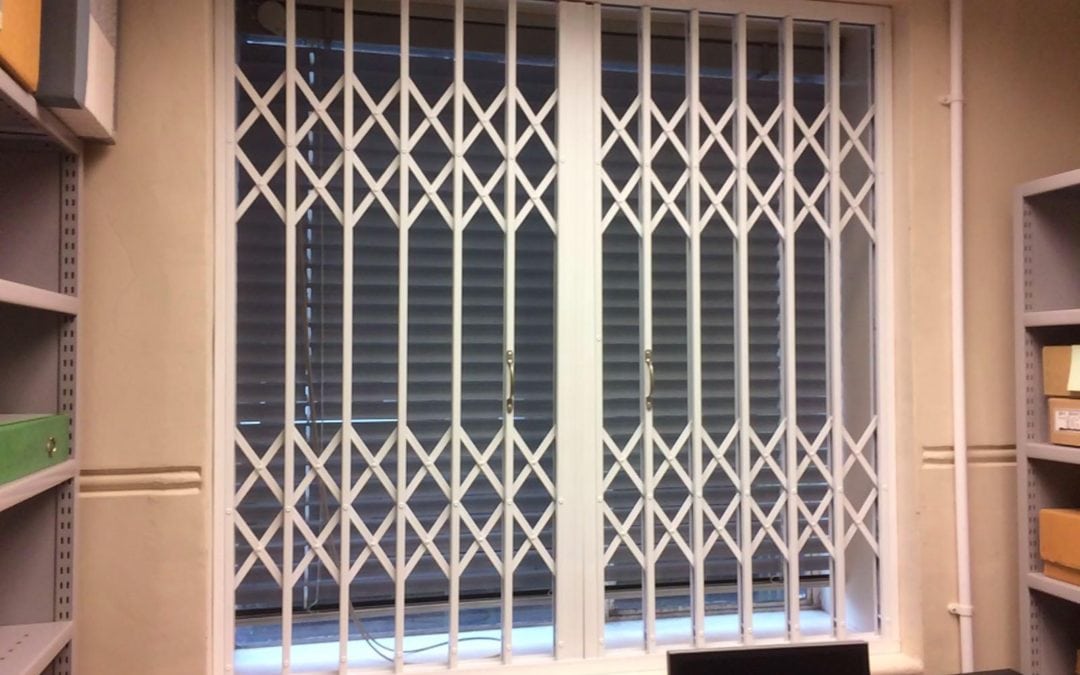 Retractable Grill, Natural History Museum, Tring, Hertfordshire