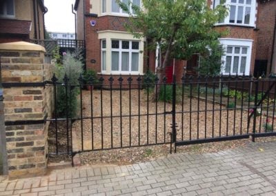 Repair of Gate Leaf and Small Railing Section Barnet Herts EN5 3