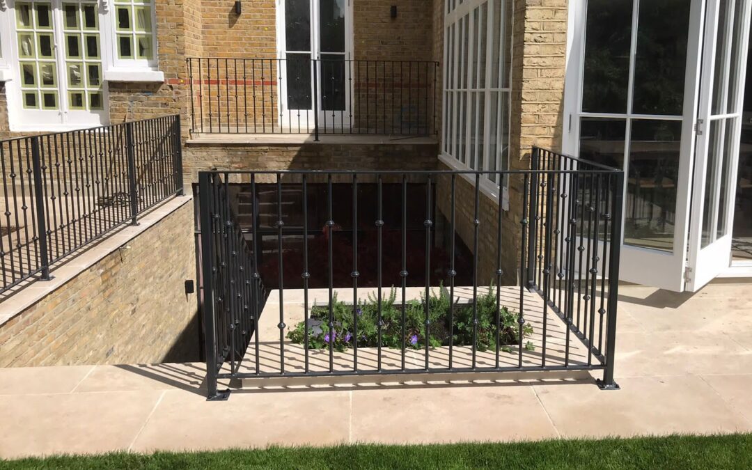 New Garden Railings, Putney, London SW15