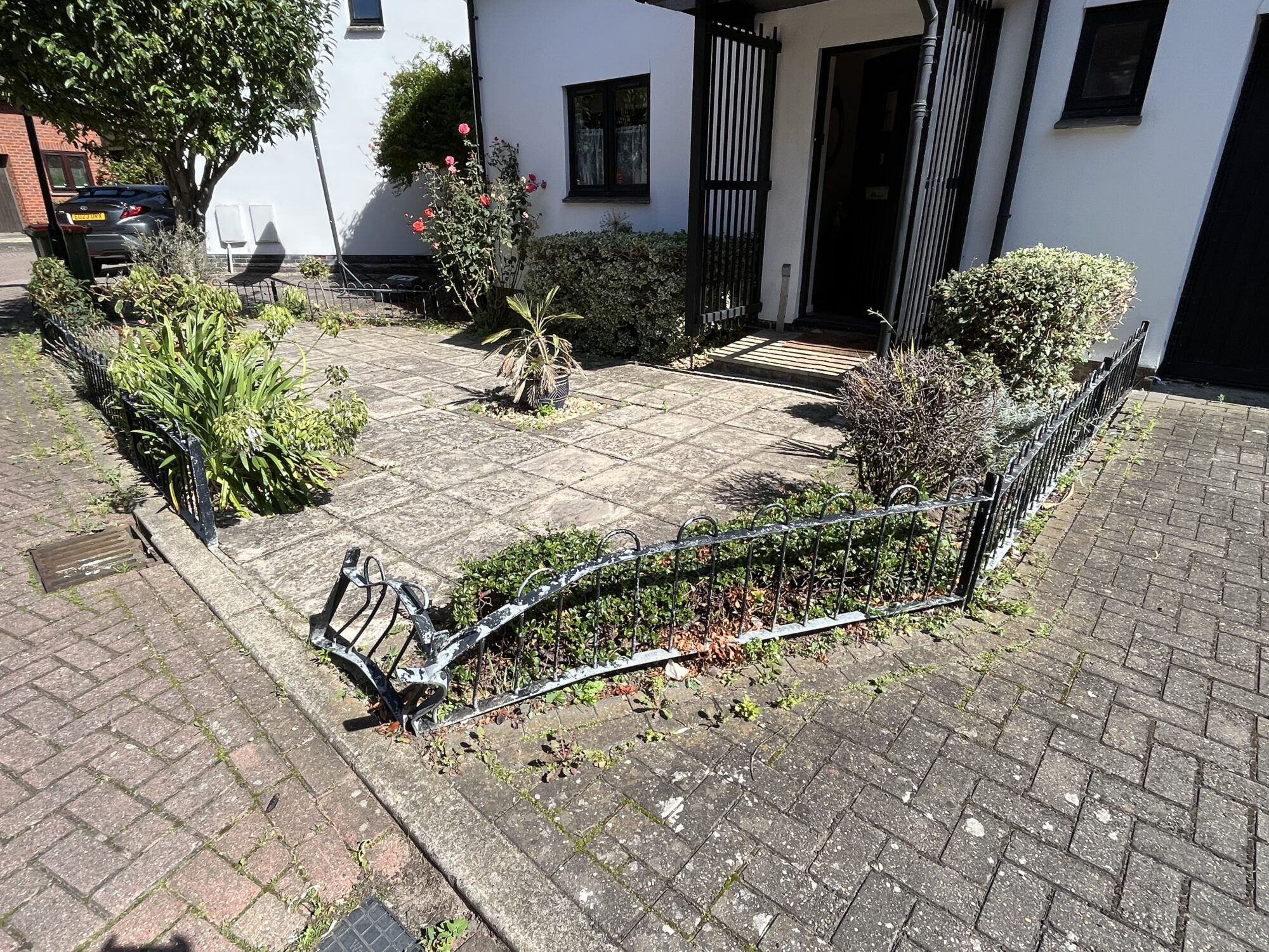 Railing Repairs, Beckton, London N6 4