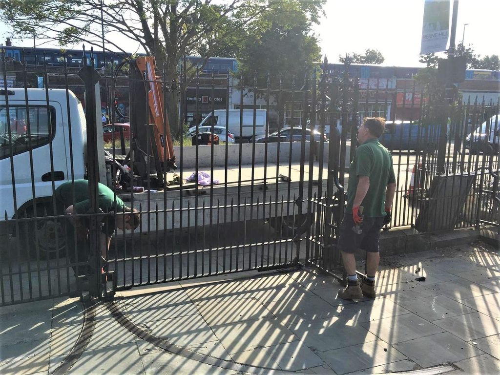 Removal & Reinstatement of Brockwell Park Gates, Herne Hill, London SE24
