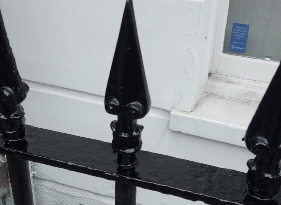 Replacement of 3 Missing Finials and Re-securing 2 Loose Finials, London N1