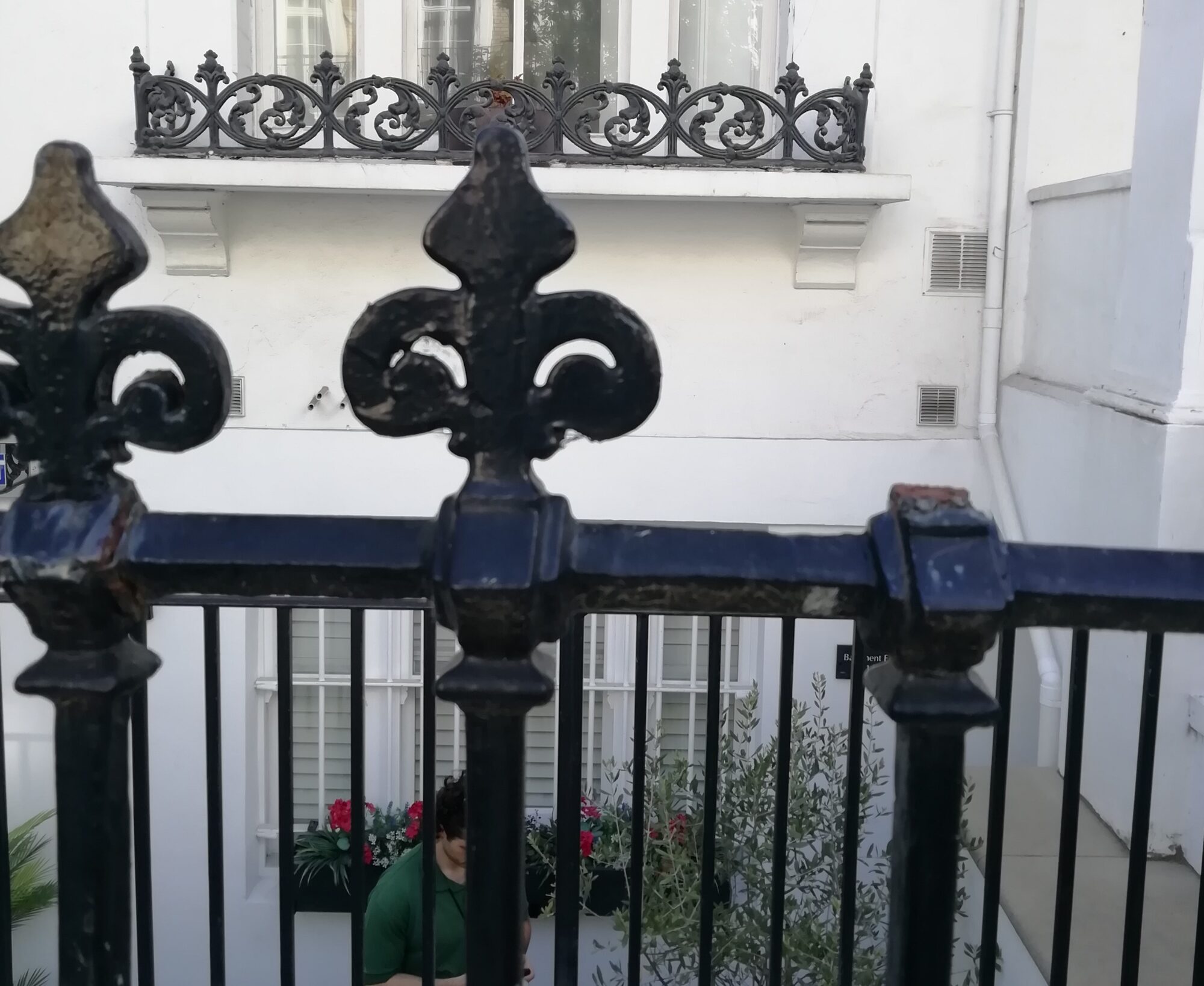 Replacement of Missing Finial, Chelsea, London SW10 2