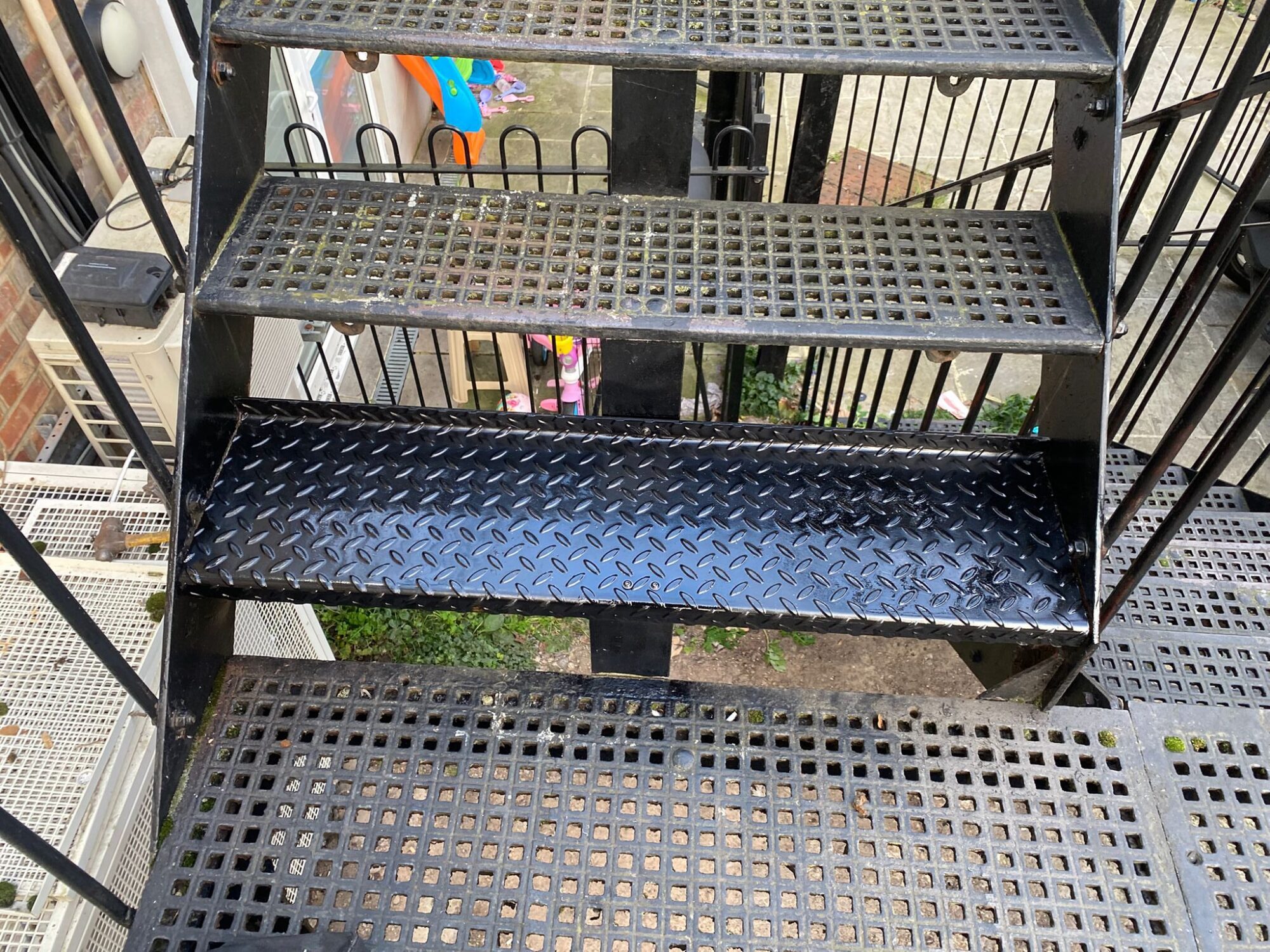 Replacement of Broken Tread, Wallington, Surrey 1
